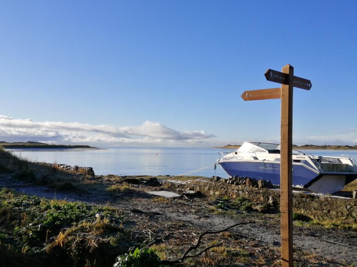 Ravenglass Log Cabin Exterior foto